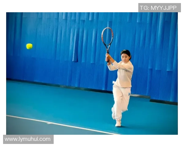 重庆网球队耐力训练的挑战与突破聚焦网球运动的未来发展 重庆网球队耐力训练的挑战与突破聚焦网球运动的未来发展